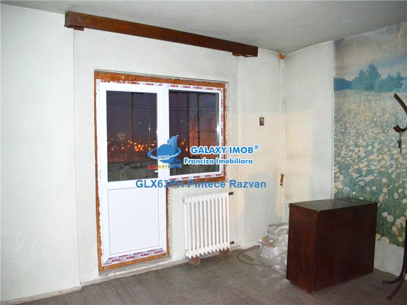 Apartament 3 camere, decomandat, 2 gr. sanitare, Cantacuzino, Ploiesti