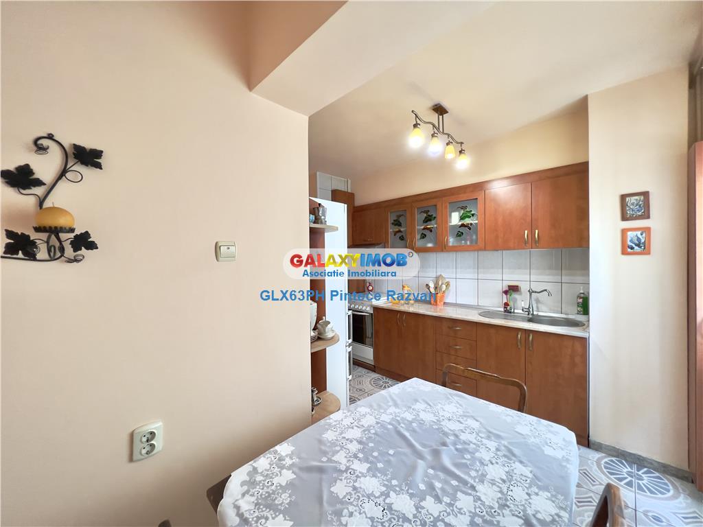 Apartament 3 camere, decomandat, ultracentral Ion Maiorescu Ploiesti