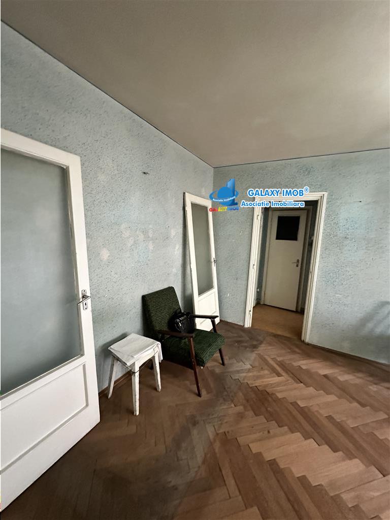 Vanzare apartament 2 camere Basarabia Mihai Bravu COMISION 0
