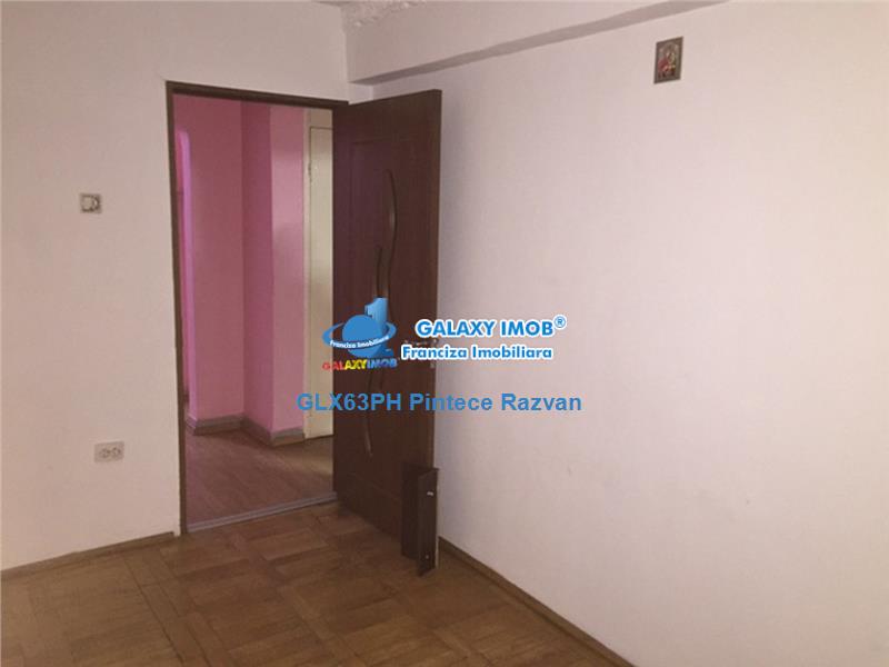 Inchiriere apartament 4 camere, Ploiesti, zona Cantacuzino