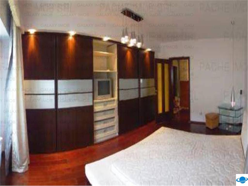 Inchiriere apartament 3 camere  Calea Calarasilor Lux