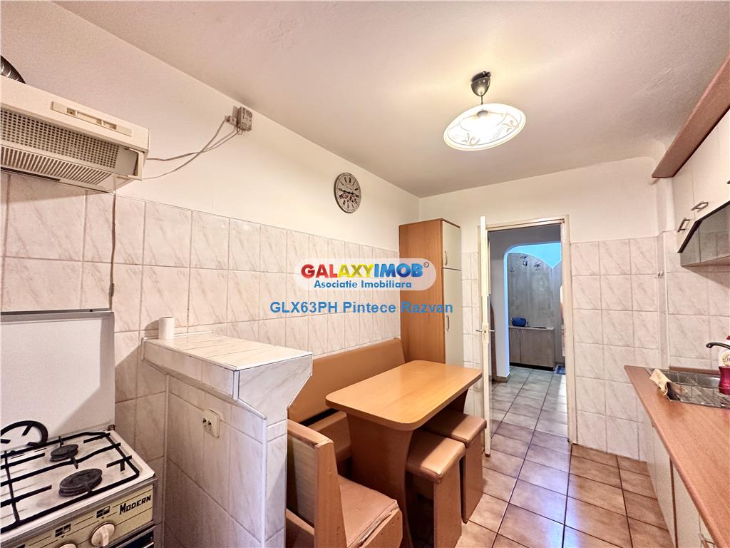 Apartament 3 camere, 2 bai, balcon 14,5 mp, zona Caraiman, Ploiesti