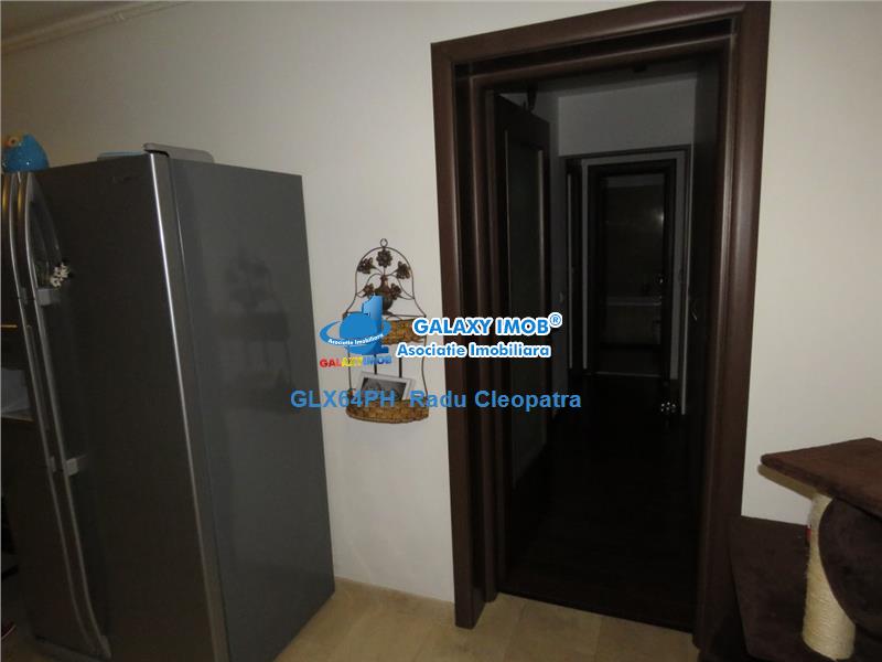 Inchiriere apartament 3 camere in Ploiesti, zona Piata Mihai Viteazul