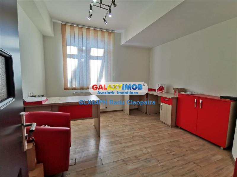 Inchiriere apartament 4 camere, Ploiesti, zona Mihai Bravu