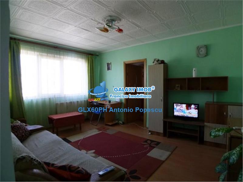 Vanzare apartament 2 camere, in Ploiesti, zona Vest, semidecomandat.