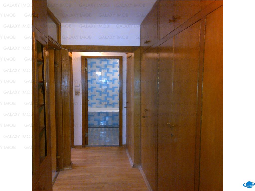 Vanzare apartament 3 camere,70mp, in zona Dorobanti, pret 125.000 Euro