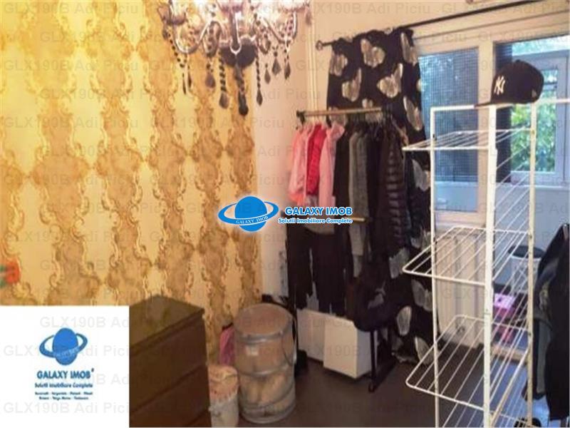 Vanzare apartament 3 camere decomandat Fundeni