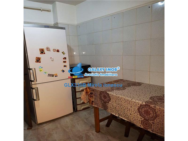 Vanzare apartament 3 camere Militari/Dezrobirii