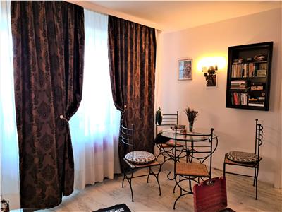 Apartament 2 camere renovat Bd Gh Magheru- Piata Romana