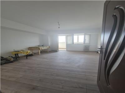 Colentina-Fundeni, apartament 3 camere, SU 78 mp, renovat recent