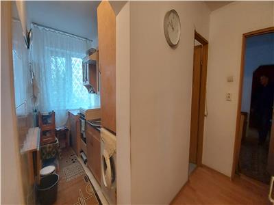 Apartament 3 camere, etaj 3,zona Sucevei!