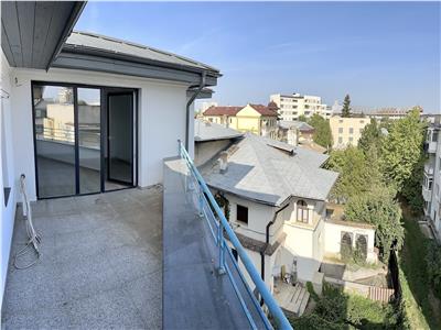 Vanzare apartament 3 camere, bloc 2020, Ploiesti, ultracentral