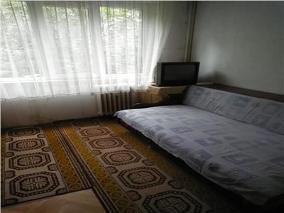 Apartament 4 camere decomandat Drumul Taberei / Targu Neamt