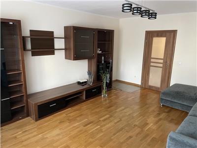 Apartament 3 camere decomandat cu parcare Mircea Voda
