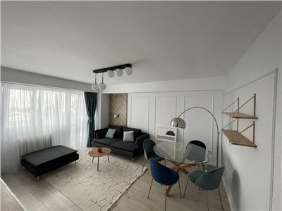 Apartament 3 camere lux Nicolae Titulescu/vedere spate/parcare