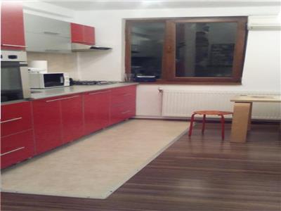 Vanzare apartament 3 camere bucuresti,zona berceni - 55000 euro