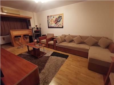 Vanzare apartament 4 camere, Ploiesti, zona Republicii